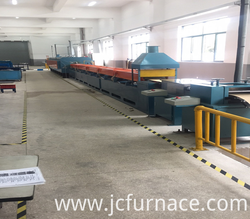 Acceptance of mesh belt quenching furnace Acceptance of mesh belt quenching furnace